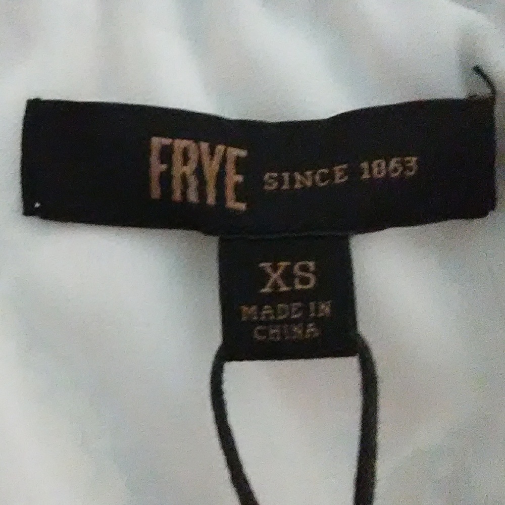 SALE NWT Silk Frye Mini Skirt. XS - Picture 4 of 8